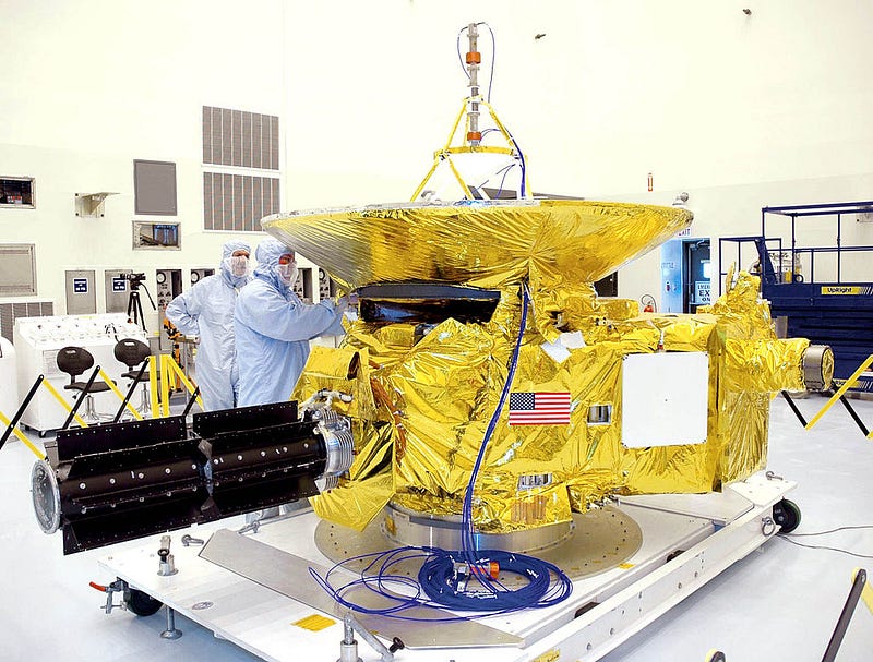 New Horizons spacecraft under construction